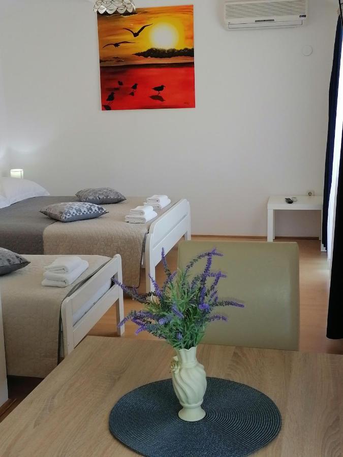 Apartments Kozjan Karlovac Exterior foto